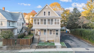 32 Oak Ave Unit A, Shelton, CT 06484