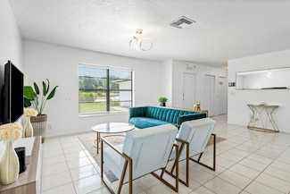 3135 S Seacrest Blvd, Boynton Beach, FL 33435