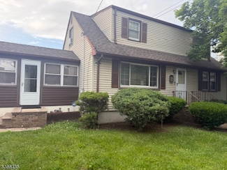 1221 Union St, Linden, NJ 07036