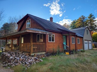 216 W Shore Dr, Silver Lake, NH 03875