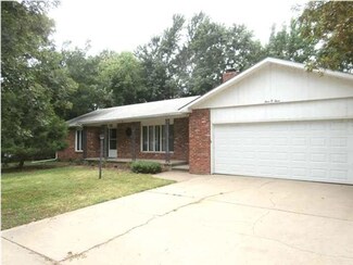 403 Harvey St, Halstead, KS 67056