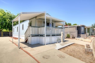 1218 E Cleveland Ave Unit 23, Madera, CA 93638