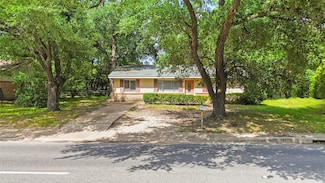 112 State Highway 75 N, Huntsville, TX 77320