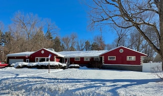 7 Mauro Ave, Glens Falls, NY 12801