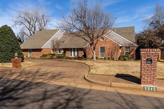 2213 Berryhill Ct, Edmond, OK 73034