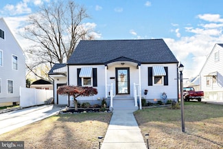 132 Oak Ave, Westville, NJ 08093