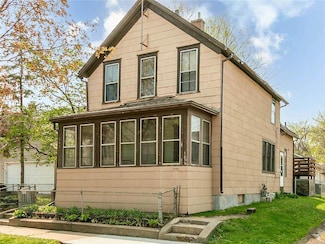 587 Bay St, Saint Paul, MN 55102