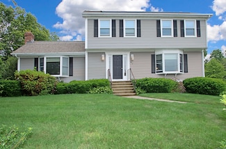 43 Redwood Cir, Shelton, CT 06484