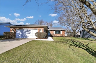 18008 Howe Rd, Strongsville, OH 44136