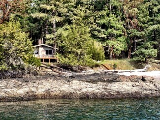175 Rocky Rd, Eastsound, WA 98245