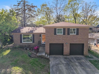 1002 Shamrock Dr, Little Rock, AR 72207