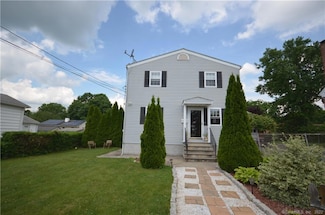 258 Rakoczy Ave Unit 2nd Floor, Fairfield, CT 06824