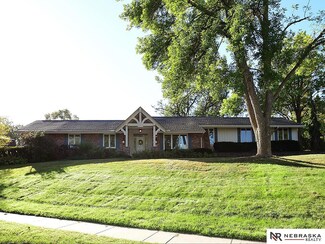 11125 N 62nd St, Omaha, NE 68152