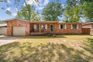 1805 Evans St, Tahlequah, OK 74464
