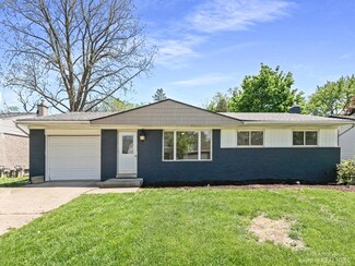 552 Center Dr, Ann Arbor, MI 48103