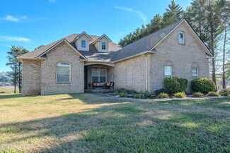 104 Latonia Dr, Seymour, TN 37865