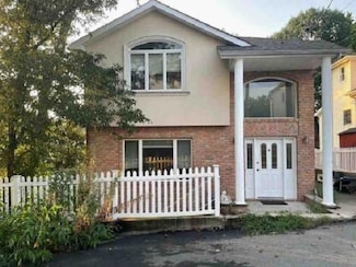 99 Excelsior Ave, Staten Island, NY 10309