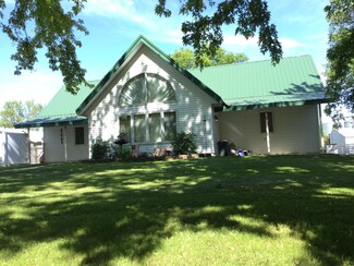 208 Inderlee Ave S, Fosston, MN 56542