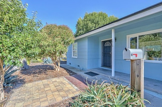 1815 King St, Santa Cruz, CA 95060