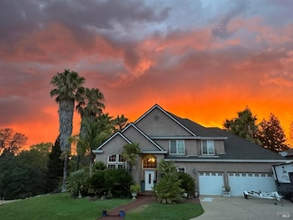 6260 Carmel Dr, Redding, CA 96003