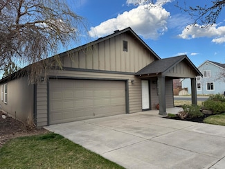 3105 SW Indian Place, Redmond, OR 97756