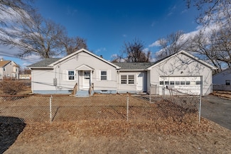 827 Berkshire Ave, Indian Orchard, MA 01151