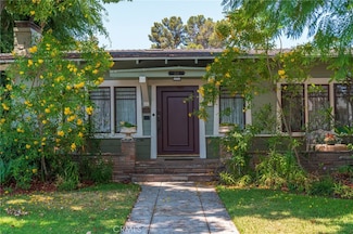 303 N Philadelphia St, Anaheim, CA 92805