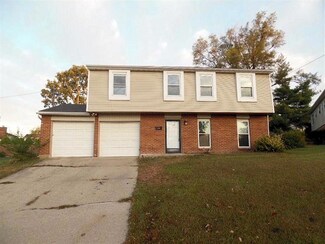 732 Trafalgar Ct, Middletown, OH 45044