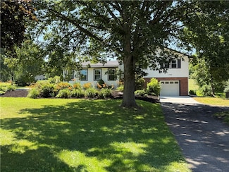 11948 River Rd, Corning, NY 14830