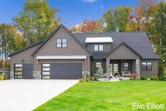 6270 Eaglewood Dr, Hudsonville, MI 49426
