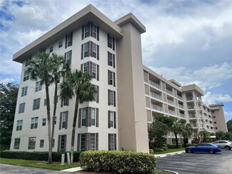 2851 S Palm Aire Dr Unit 207, Pompano Beach, FL 33069