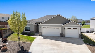4918 Big Horn Dr, Pasco, WA 99301