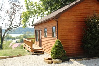 5235 Blue Heron Ln, Cannelton, IN 47520