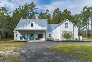 212 Clinch Ln, Brunswick, GA 31523