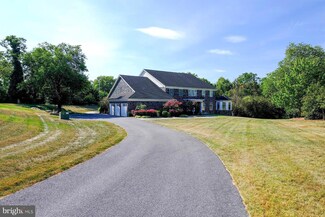 12901 Lance Cir, Hagerstown, MD 21742