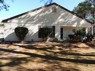 695A Friar Ct Unit A, Manchester, NJ 08759