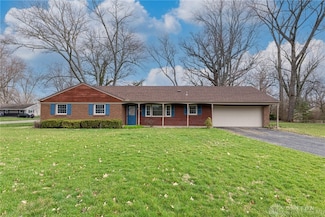 155 Bristol Dr, Dayton, OH 45458