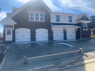 1687 S Golden Clove Bend Unit 22-201, Dayton, OH 45459