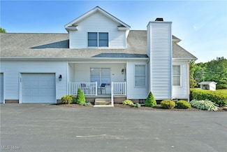 100 Turnberry Ct NE Unit 1, Warren, OH 44484
