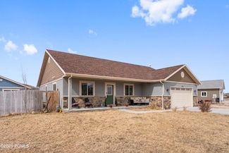 1582 S Uinta View Cir, Francis, UT 84036