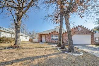 2604 Stone Creek Ln, Corinth, TX 76210