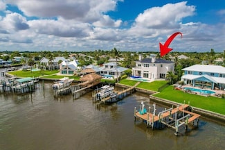 32 SW Riverway Blvd, Palm City, FL 34990