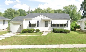 10076 Ashbrook Dr, Saint Louis, MO 63137