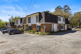 1700 SW 16th Ct Unit J2, Gainesville, FL 32608