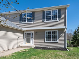 810 Gilfillan Ave, Carver, MN 55315