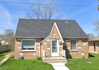 2020 Hervey Ave, North Chicago, IL 60064