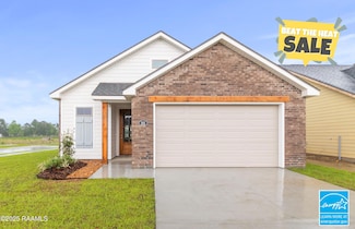 201 Long Creek Ln, Scott, LA 70583