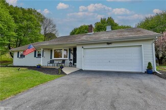 259 E 1st St, Wind Gap, PA 18091