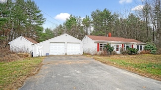 116 Dingley Spring Rd, Gorham, ME 04038