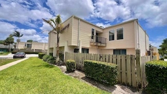 11987 Shakerwood Ln, Wellington, FL 33414